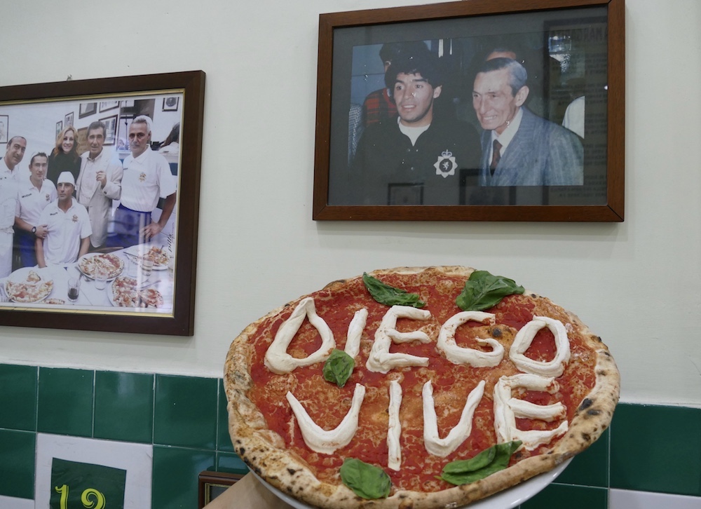 L antica pizzeria da Michele aderisce a Racconta Food un QR