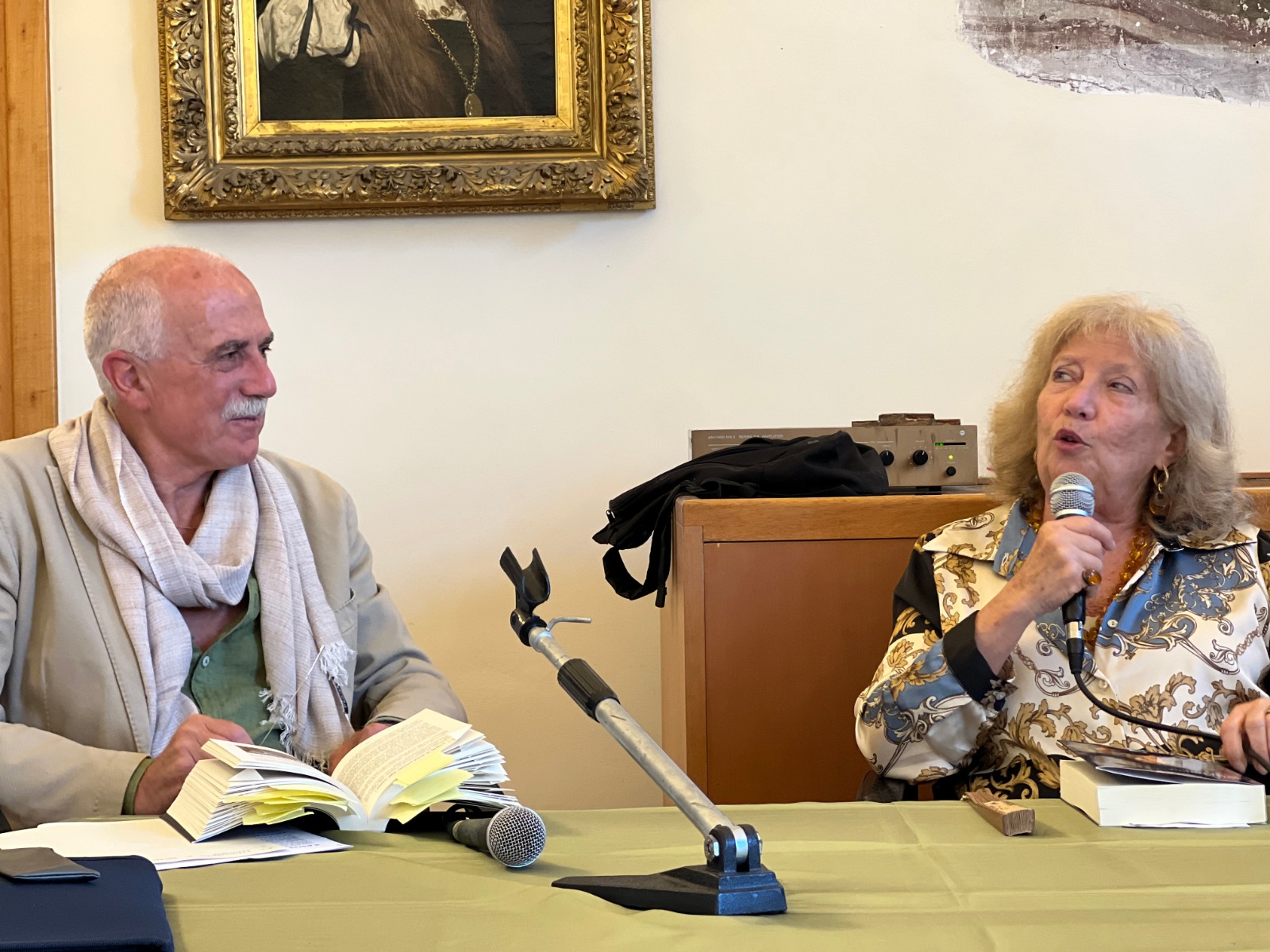 Storia delle Donne di Napoli, presentato a Ischia il libro di Yvonne  Carbonaro - Gazzetta di Napoli